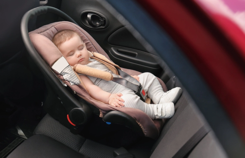 Fotelik RWF – co to znaczy?