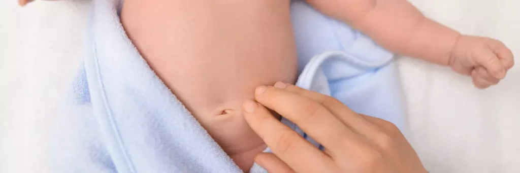 Pielęgnacja pępka noworodka krok po kroku dla świeżo upieczonych rodziców