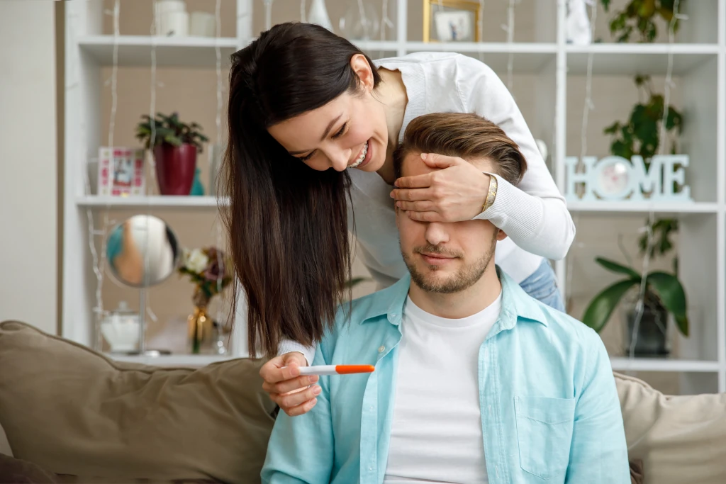 pierwsze objawy ciąży test ciążowy