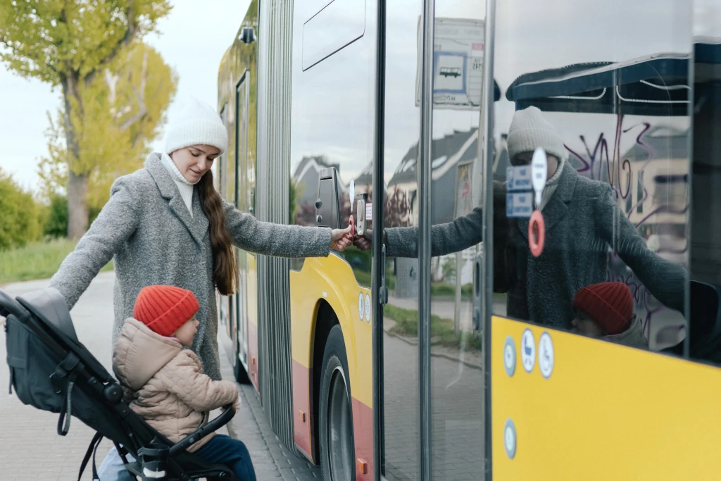 przewóz dzieci w autobusie przepisy