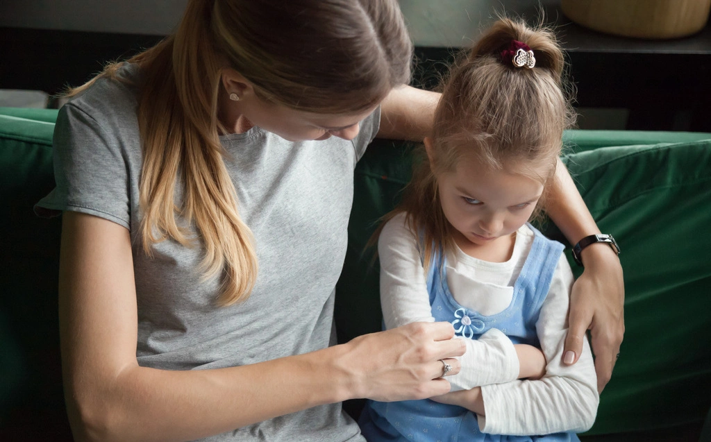 dziecko bije rodzica 2