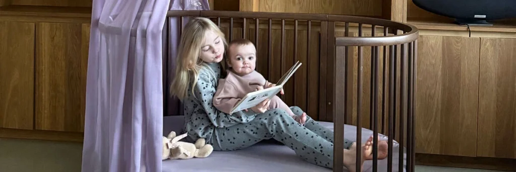 jakie łóżeczko dla noworodka tytułowe