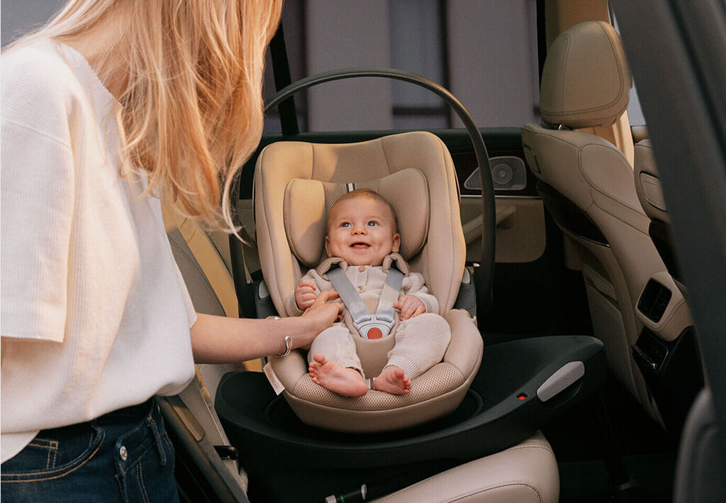 Cybex Cloud G czy T 2 g3