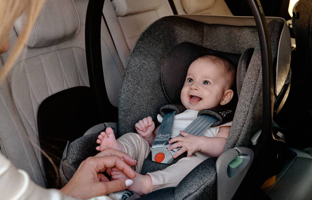 cybex cloud t vs maxi cosi pebble slide pro 