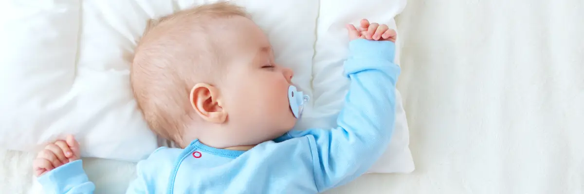 Od kiedy poduszka dla dziecka - sprawdź, co mówią specjaliści.