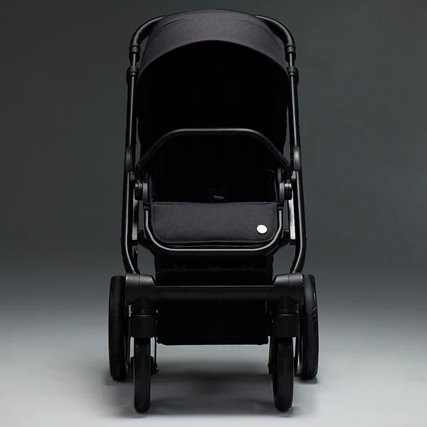 MUTSY NIO wózek 3w1 + fotelik Britax BABY-SAFE PRO i-Size 3