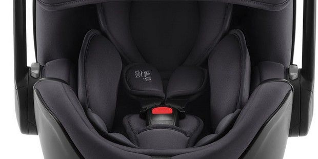 Britax BabySafe Pro szerokie i głębokie siedzisko